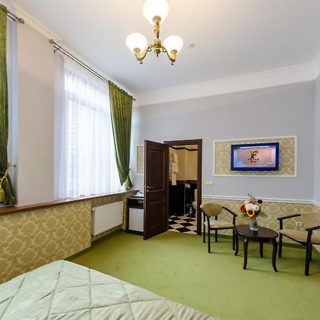 Franz Hotel&Restaurant Ivano-Frankivszk Kültér fotó