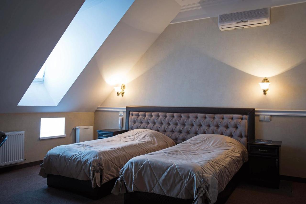 Franz Hotel&Restaurant Ivano-Frankivszk Kültér fotó