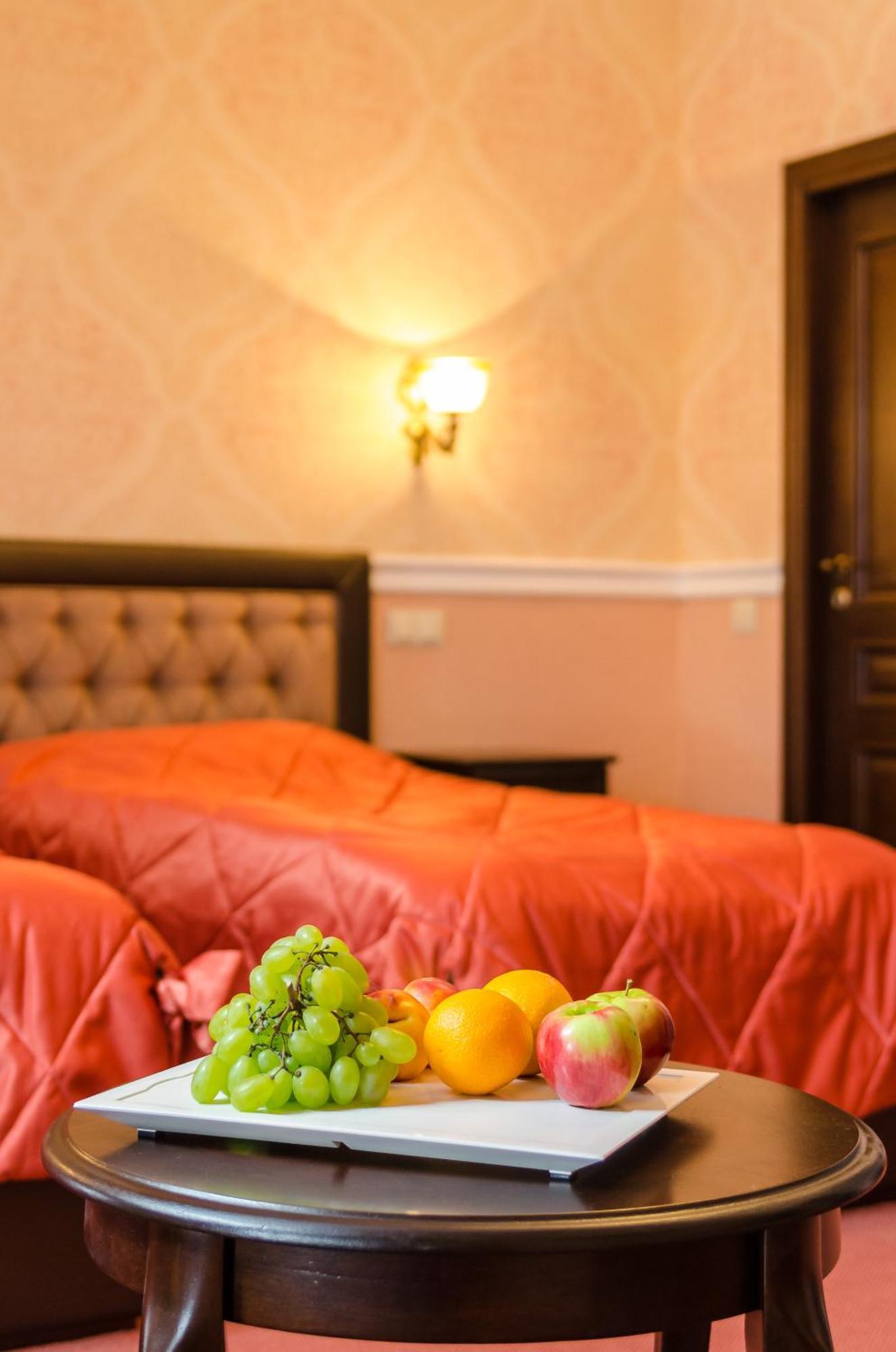 Franz Hotel&Restaurant Ivano-Frankivszk Kültér fotó