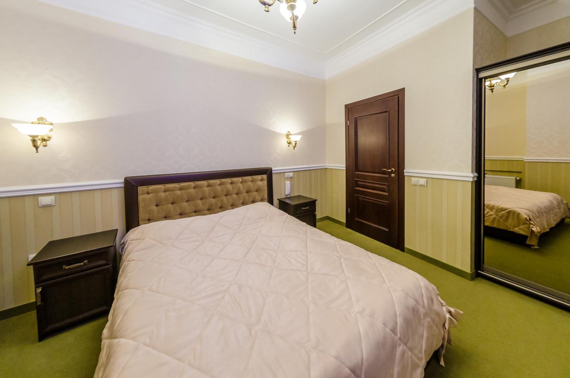 Franz Hotel&Restaurant Ivano-Frankivszk Szoba fotó